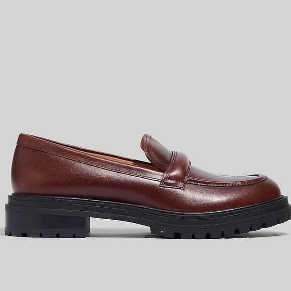 The Bradley Lug Sole Loafer in Leather - Cherry Wood - Picture 2 of 7